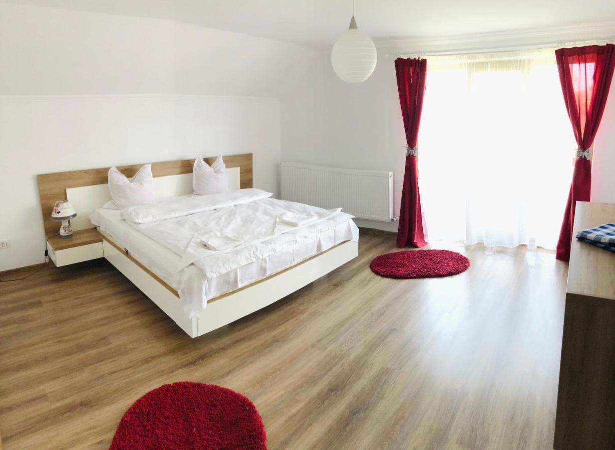 Casa Ardeleana Ucea Hotel Ucea de Sus ภายนอก รูปภาพ
